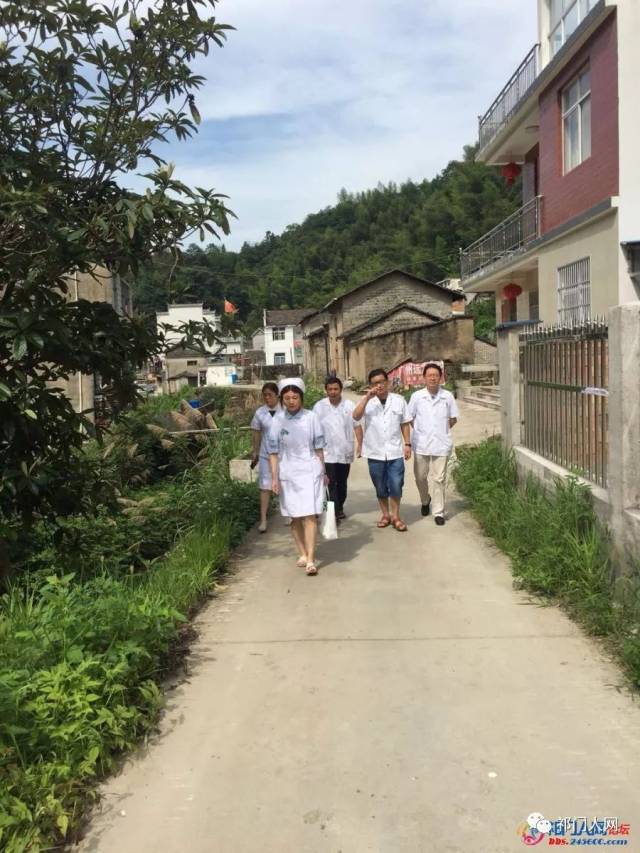 祁门县人民医院开展上门送医送药送健康活动