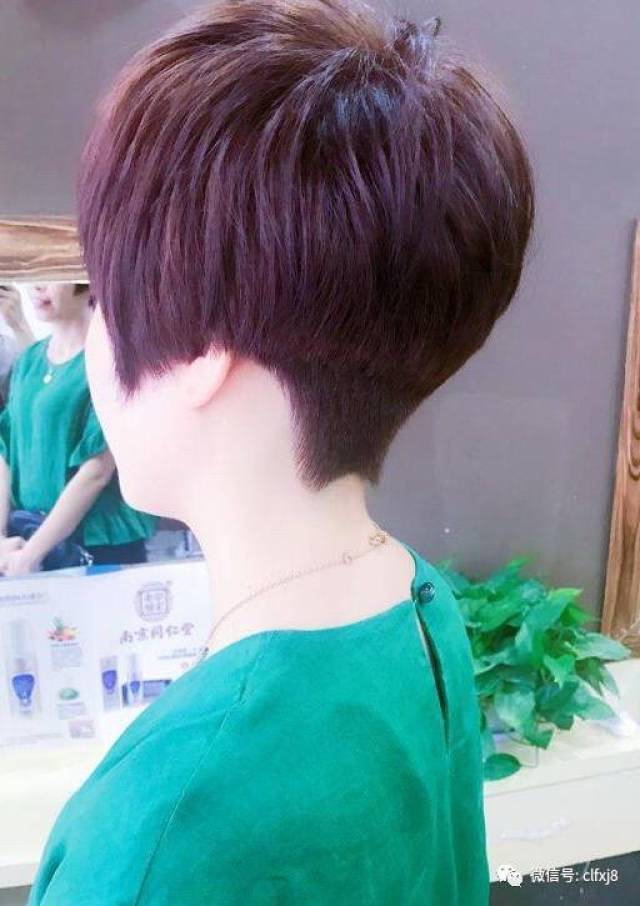 夏天短发为什么要烫发染发?