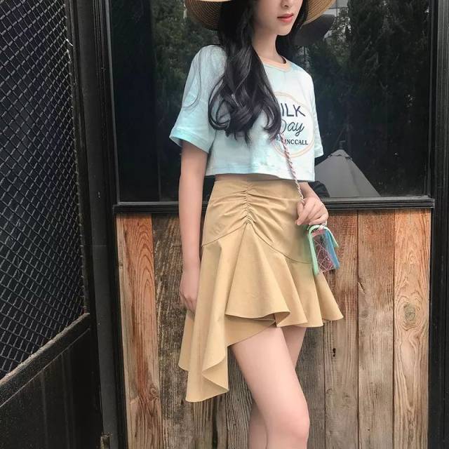 又仙又甜的荷叶边上身,谁敢说你不是小仙女?