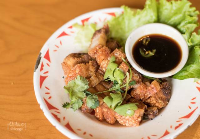 炸鸡皮,酸肉香肠,腌螃蟹… 芝加哥最有趣的泰国小吃店