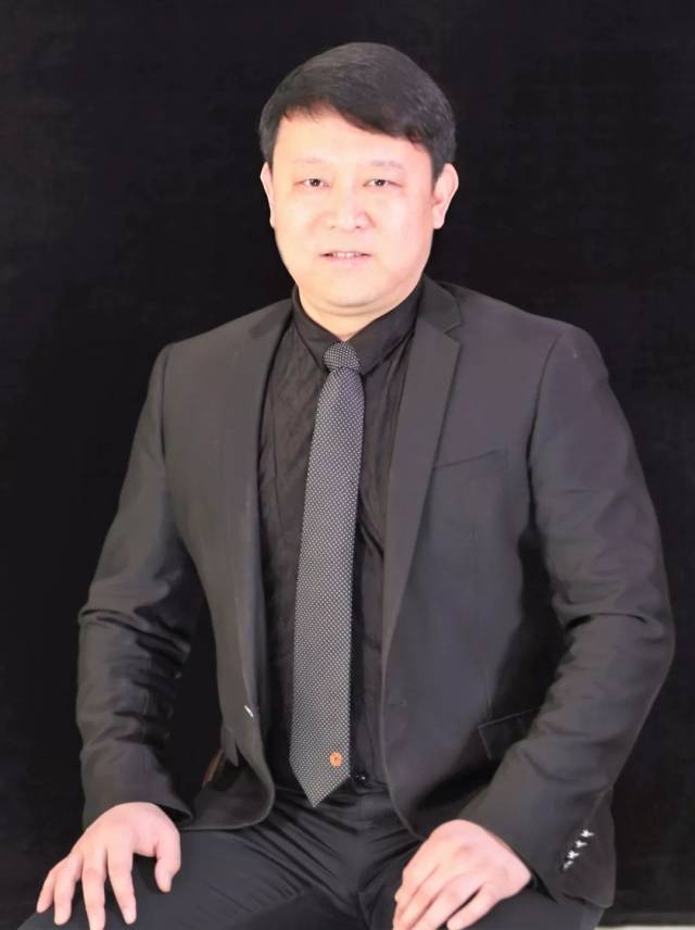 王海河南鸿宝地产集团副总裁