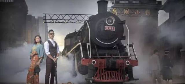 容县都峤山、体验白鹤云渡玻璃吊桥、民国小镇、 北流大容山汽车二天游