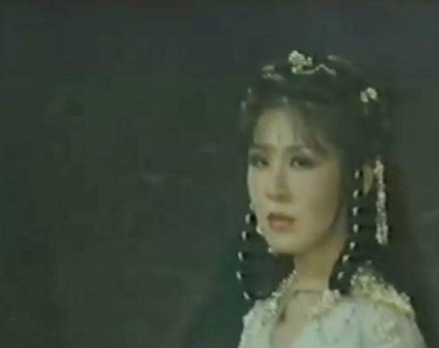 西门大妈非要饰绝世美人,还指定焦恩俊演情侣