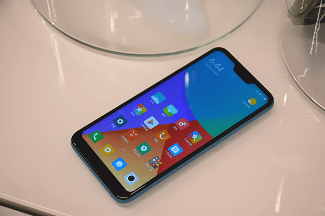 6Pro上手体验:难能可贵的千元级刘海屏手机,不