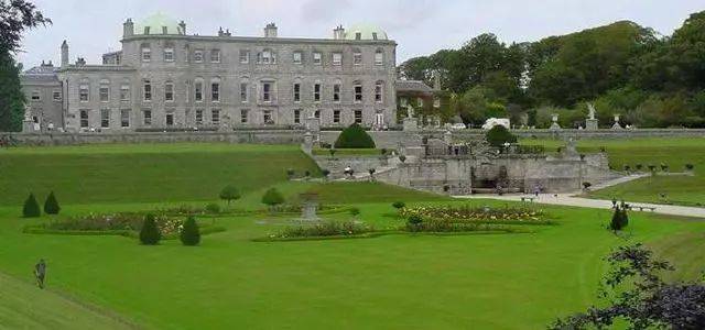 3,powerscourt gardens(宝尔势格庄园)