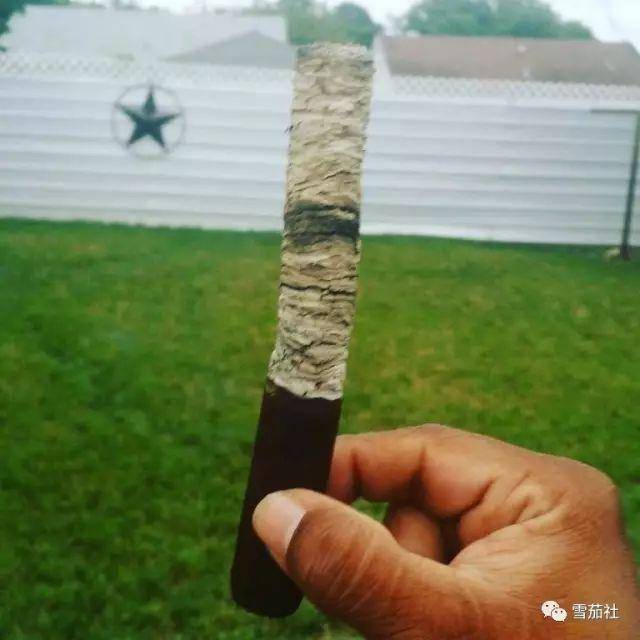 如何才能让你抽出屹立不倒的雪茄烟灰?