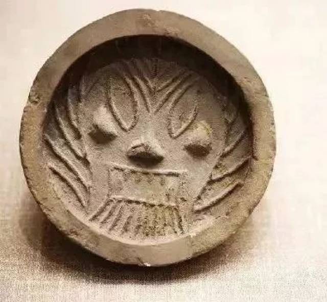 人面纹瓦当 三国/吴 南京市博物馆藏