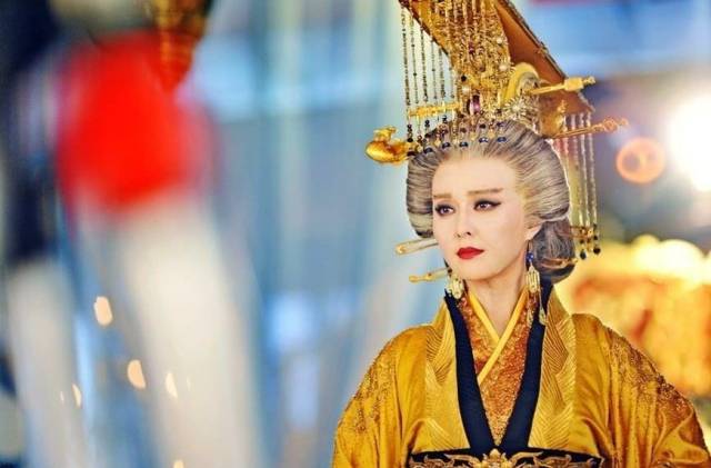 古代400多位皇帝仅4位女皇帝,武则天只能排第3,第1位冒充男性