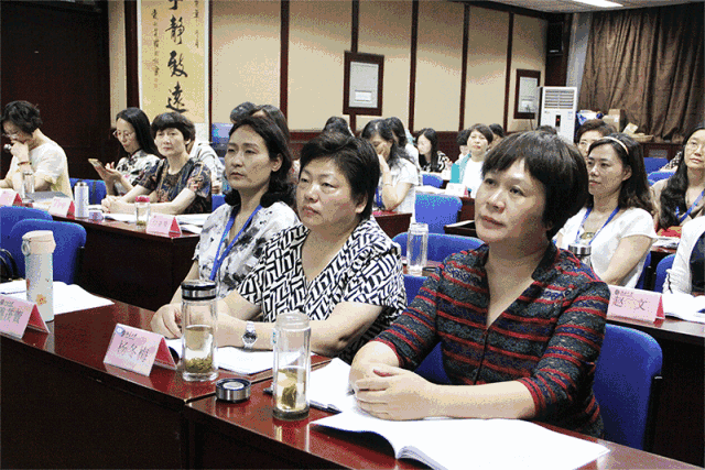 在中关村创业大街现场教学点,洪泰基金投资专家,优府集团执行总裁