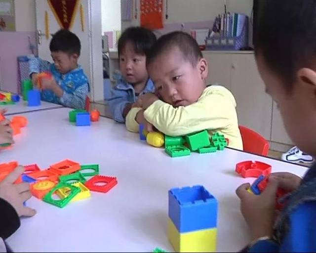 孩子爆发“战争” 家长如何处置