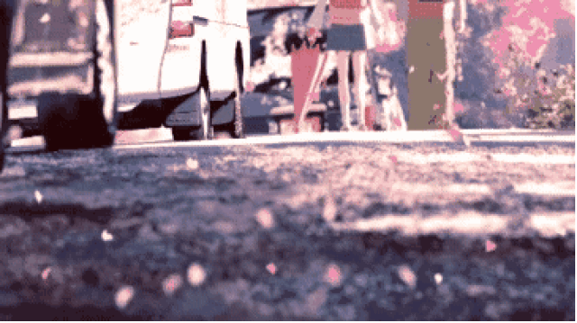 是地球上相隔最远的距离.