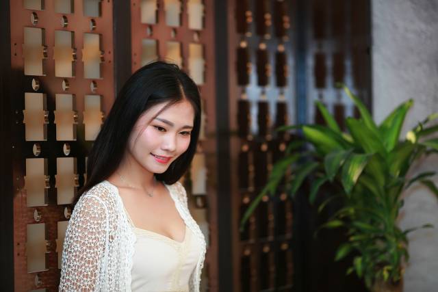 美女摄影:邻家秀美少妇