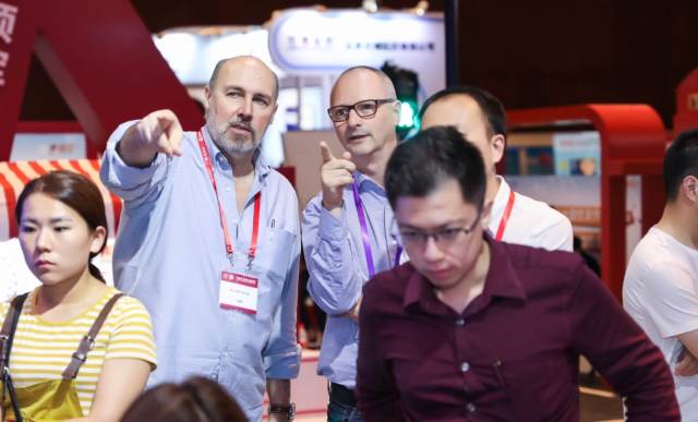 “BioMind天医智”战胜医界“最强大脑”，AI在神