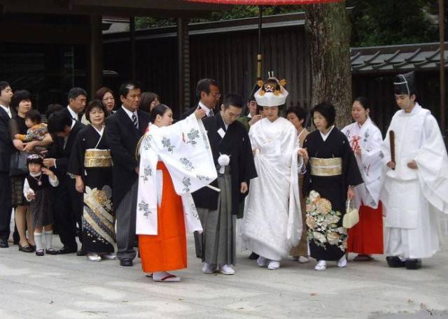 史上结局最好的亡国之君,后代在日本成显赫家族,多次回中国寻根