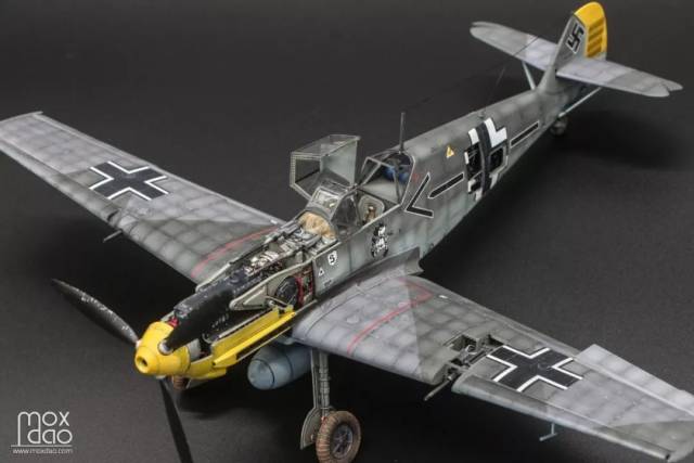 便宜又大碗,小号手1/32 bf-109e4 内构 | 模型作品