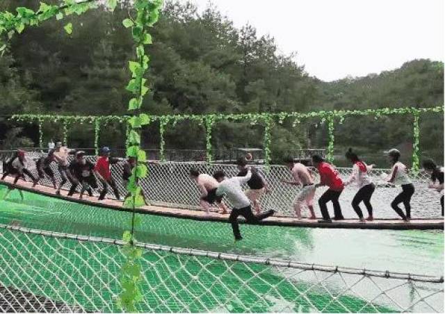 湖南也有抖音上的网红桥,妹妹桥头闹,哥哥桥后