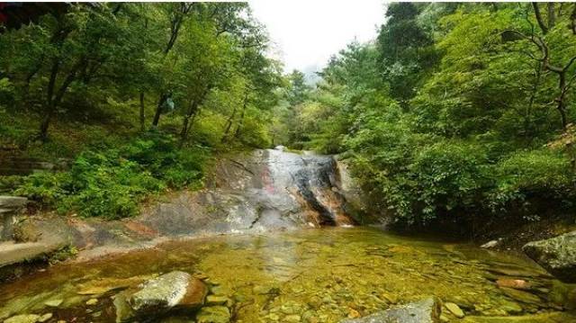 西安市户县南部 秦岭北麓,东涝河上游 最大特色就是它是以自然山水为