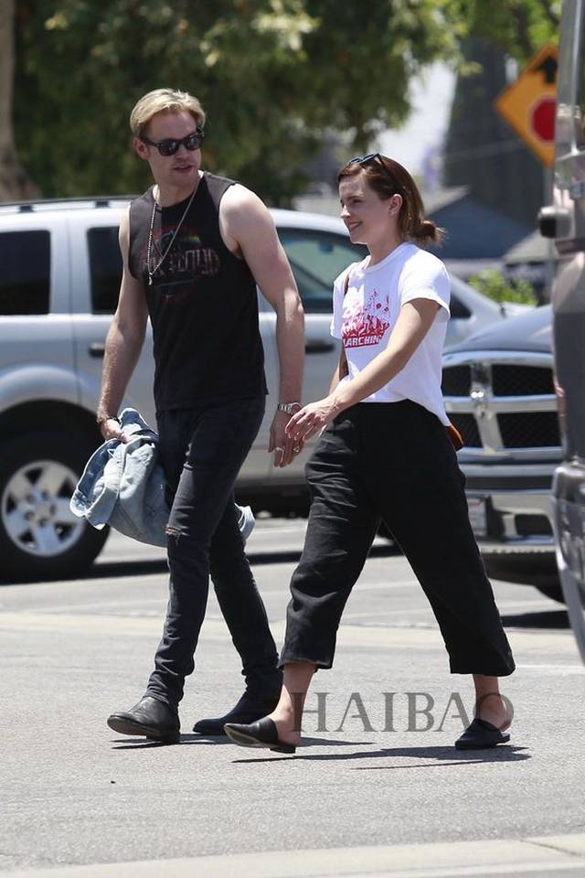 2018年6月19日,艾玛·沃特森 (emma watson) 和男友chord overstreet