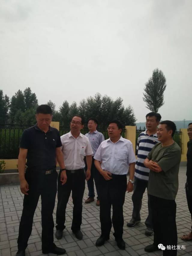 7月2日,昔阳县副县长李朝龙一行代表市政府深入我县就脱贫攻坚"五洁净