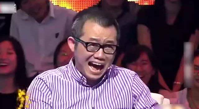 "黑脸"涂磊与女子合拍,大玩表情包,网友:有趣的灵魂