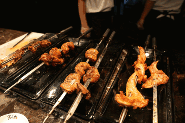 燃爆吃货圈!宁国这家刚开业的自助餐厅开业福利巨献!