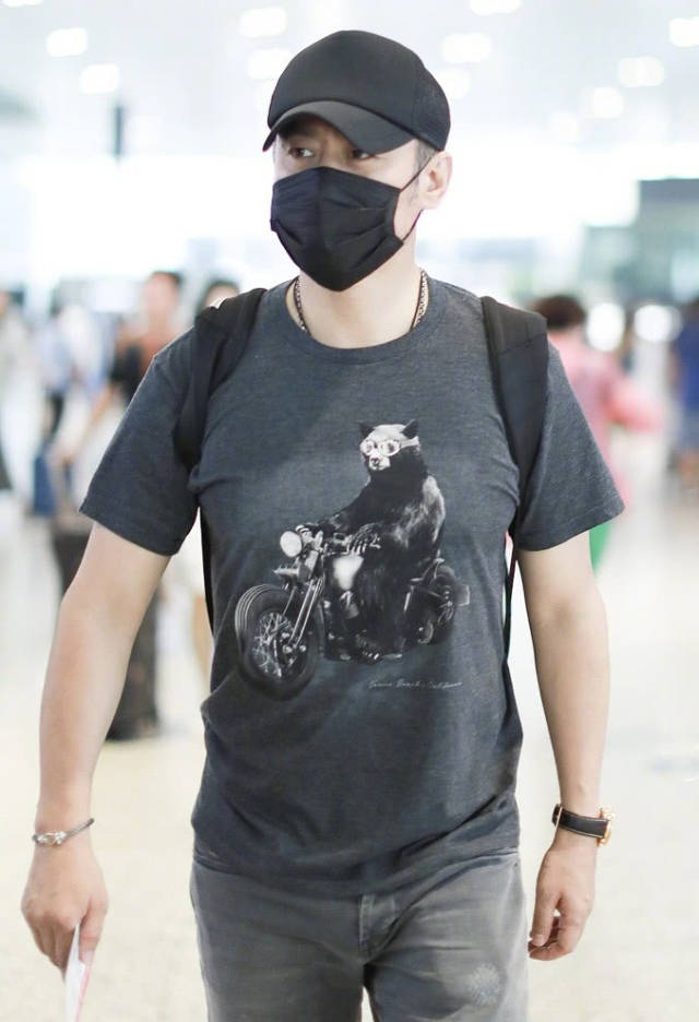 继徐峥之后,中年大叔孙红雷黄磊黄渤也想要C位