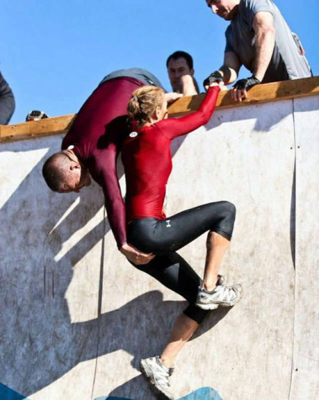 妹子为了红杏出墙,也是蛮拼的 热情的妹子,内心有一把火在燃烧啊