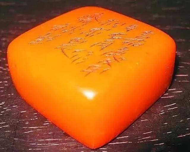 玉石界中最具"帝王之色"的5种宝石,翡翠只能排在最后一位!