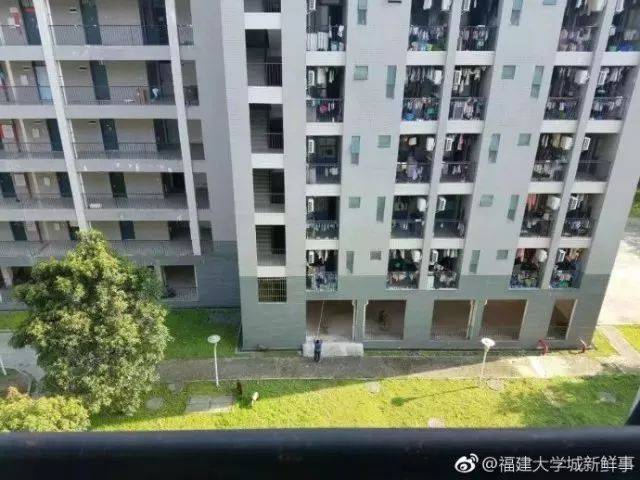 深圳高职院偷内衣_深圳高职院