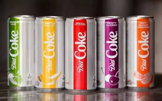 2018上半年火爆网络的流行语,伊利、娃哈哈、加多宝竟纷纷“躺枪