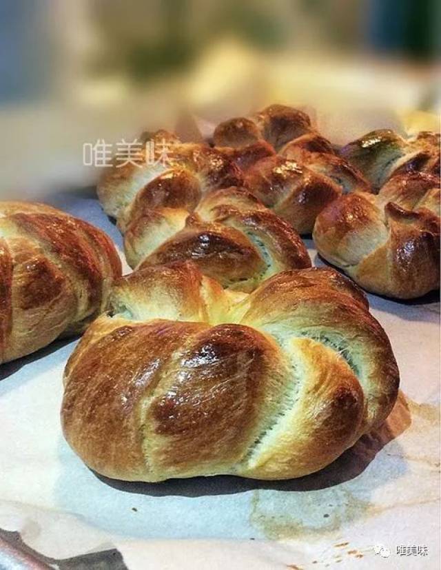 怎样用法式老面团做面包 -【凯撒面包 kaiser rolls】