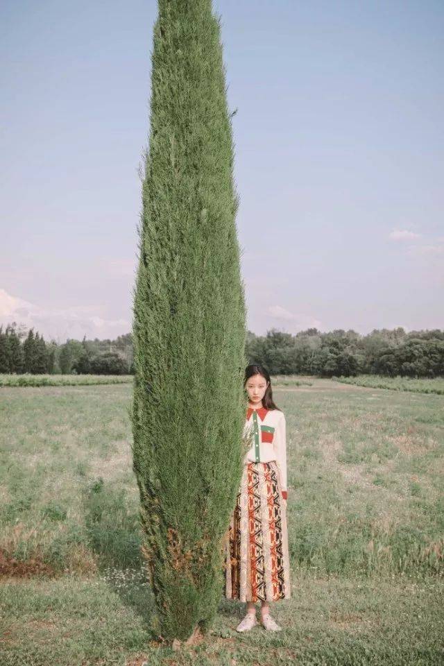 高圆圆、大幂幂带起的机场街拍变味了？现在流行.....