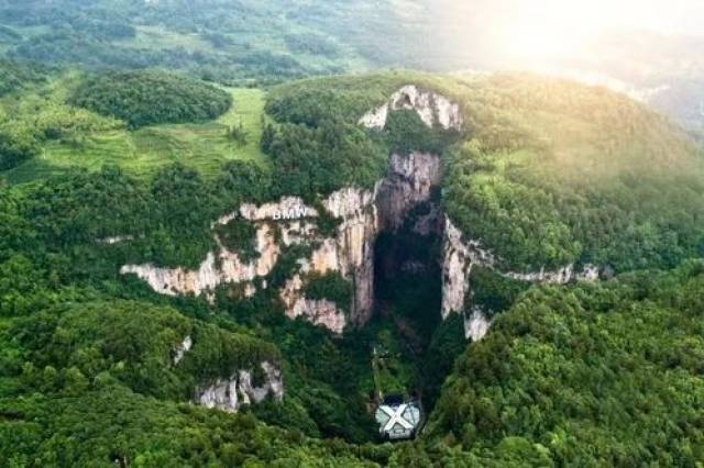 国产宝马X3在“深坑”里开个上市发布会,奔驰奥迪来撕逼嘲讽了