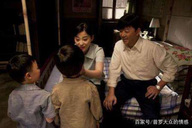 父母爱情:安杰在楼顶做了一件很尴尬的事,引来众人哄然大笑