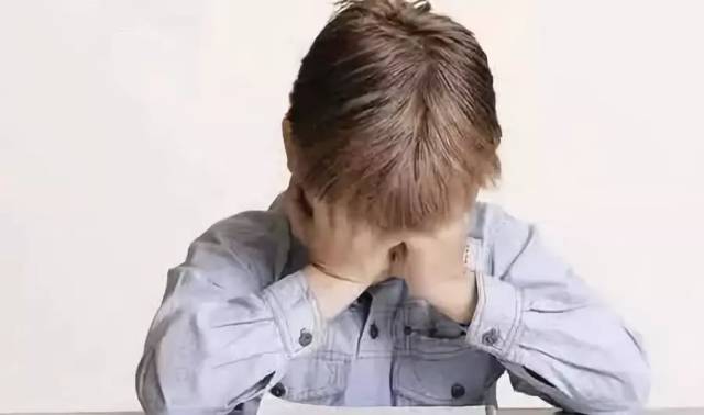 调查显示：哈市近一成学生有抑郁倾向，高中生最严重
