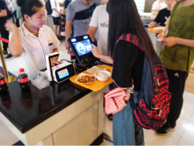 山东大学食堂刷脸吃饭引热议,眼神科技布局智