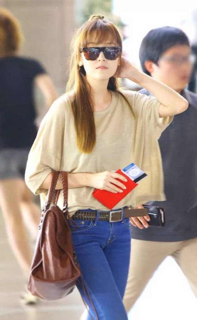 高圆圆、大幂幂带起的机场街拍变味了？现在流行.....