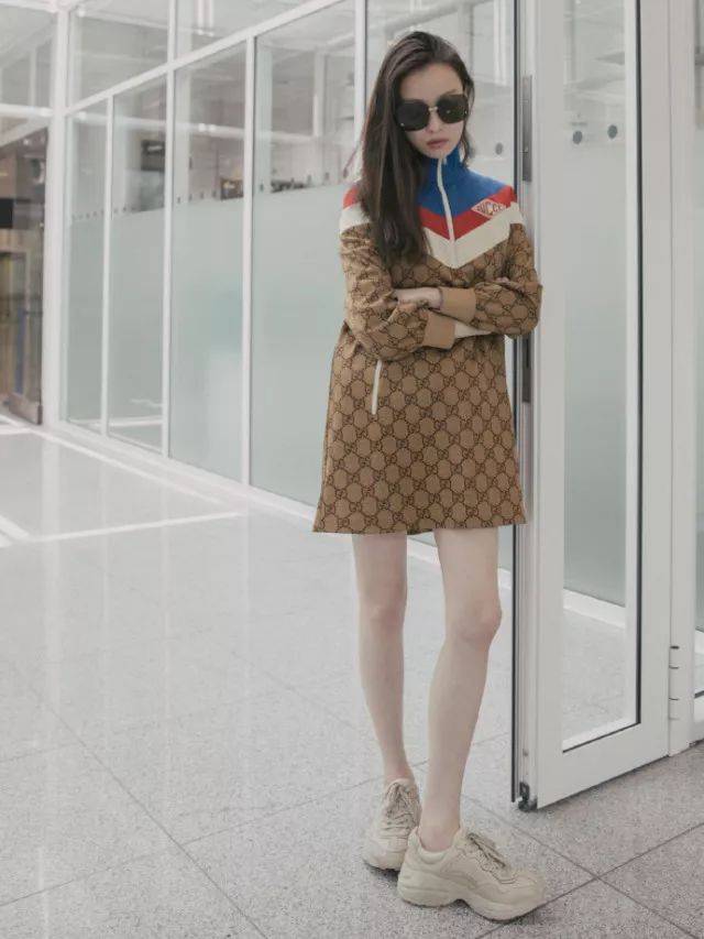 高圆圆、大幂幂带起的机场街拍变味了？现在流行.....