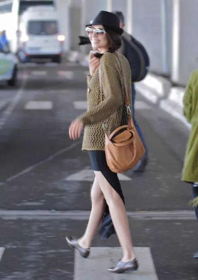 高圆圆、大幂幂带起的机场街拍变味了？现在流行.....