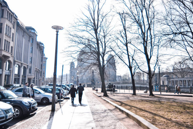 此国是世界足球强国,四次夺得世界杯冠军,国民