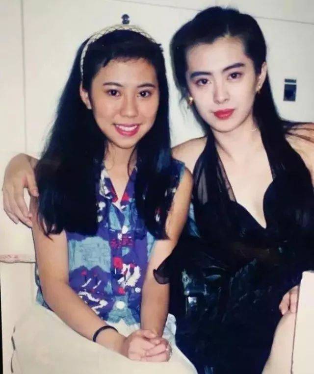 王祖贤颜值巅峰照被扒,无美颜竟这么美!网友:这才是四