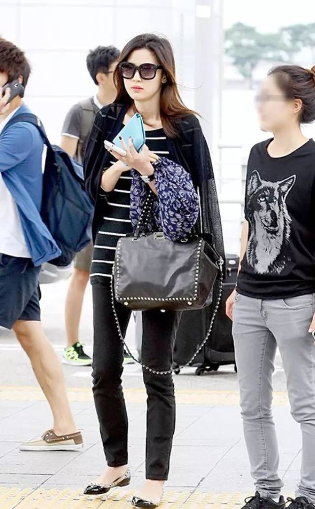 高圆圆、大幂幂带起的机场街拍变味了？现在流行.....