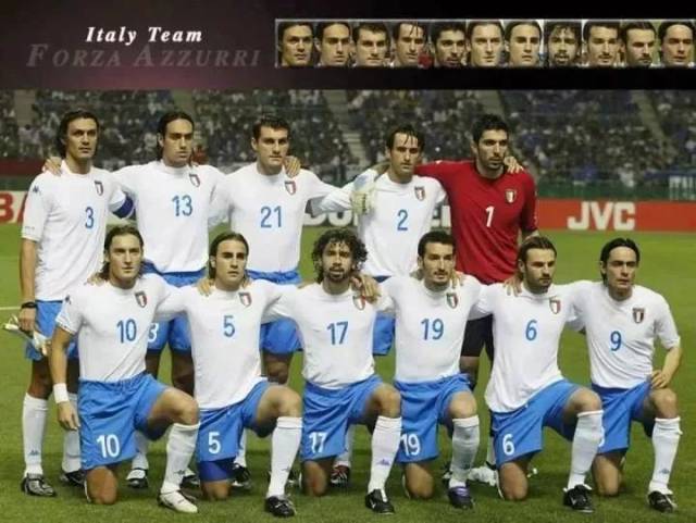 2002年世界杯意大利队球衣