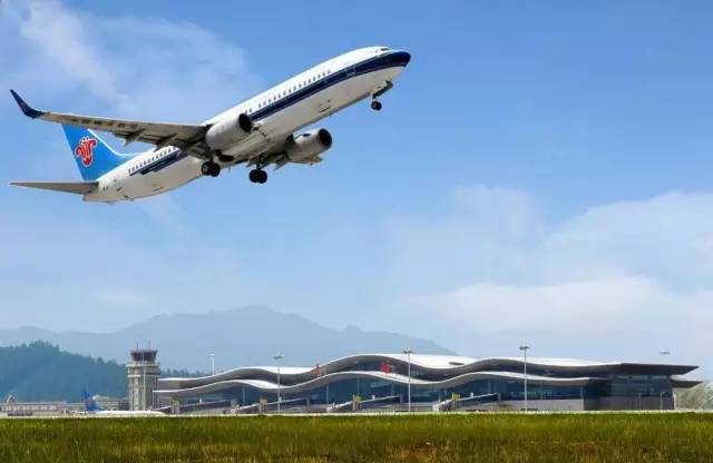 2016年2月,武当山机场正式通航.