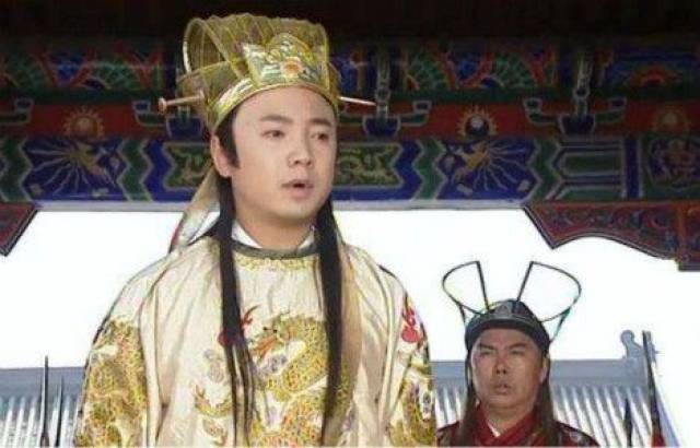特别是在太子朱标不幸病逝后,他十分清楚朱允炆虽然是一个仁厚之君,但