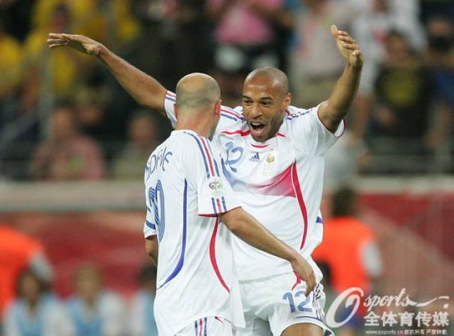 盘点世界杯六场经典1\/4决赛 马拉多纳上演上帝