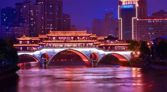 加班 成都gdp_熬夜加班图片(2)