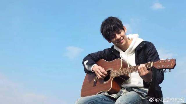 《来到你的世界》意外很好看!被母胎solo只会直男撩妹法的林柏宏萌到了~