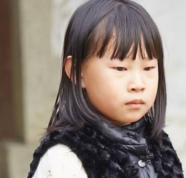 最丑"星二代"都逆袭了,只有小沈阳的女儿