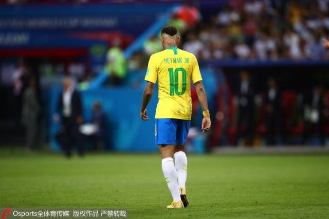 内马尔落寞的背影.让我们来回顾一下巴西本届世界杯的表现!